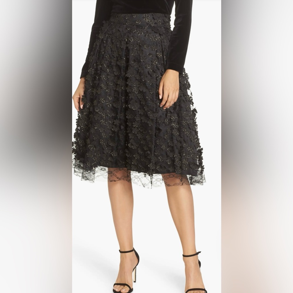 Eliza J Black & Gold 3D Flower Skirt Midi Lace Layered Women’s Size 8.